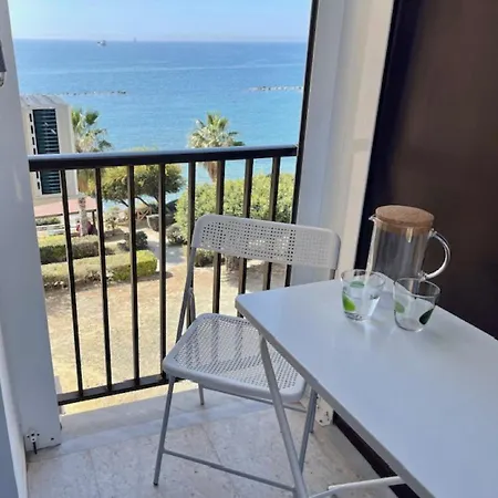 Seaside Apartment Zygi